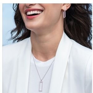 Touchstone 'Around The Corner' Retired Piece...20" Adjustable.